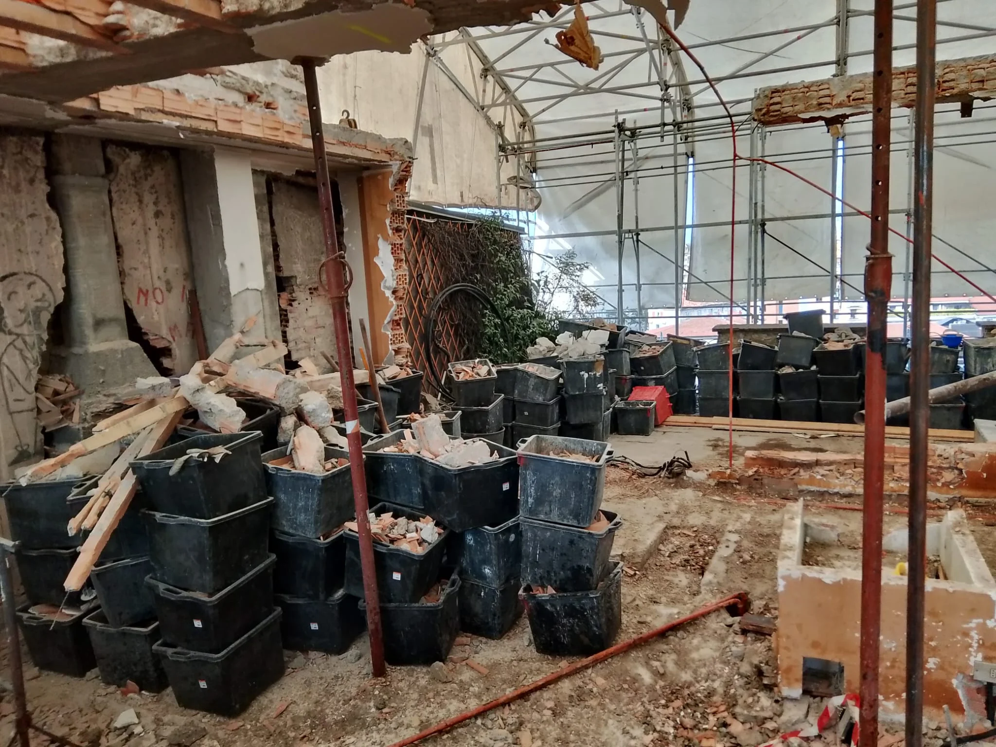 Cantiere: interno durante le lavorazioni